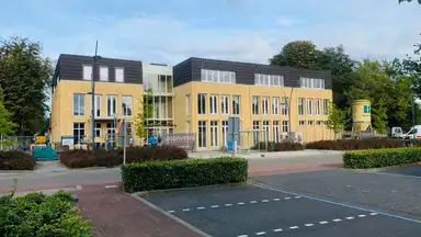 55m2 flat to rent for 1274.31€/month in Stationsplein 3d, Deurne