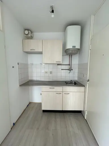 24m2 studio to rent for 761€/month in Adriaen van der Doeslaan 99, Rotterdam