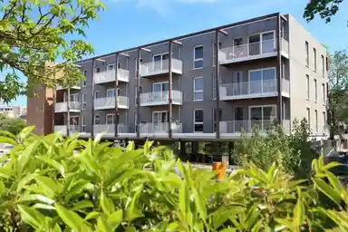 125m2 Appartement à louer pour 3295€/mois à Toevluchtpad, Leidschendam