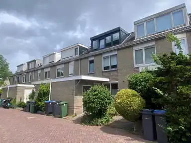 133m2 house to rent for 4000€/month in De Parel 9, Amstelveen