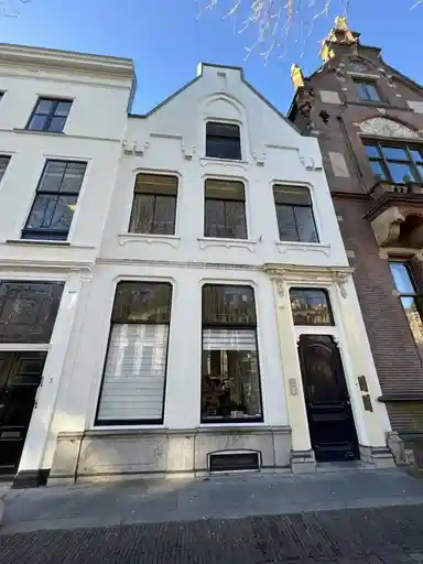 90m2 apartment to rent for 2295€/month in Nieuwegracht, Utrecht