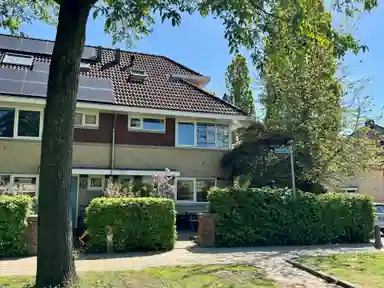 115m2 maison à louer pour 2250€/mois à Ewartstraat, Nijmegen