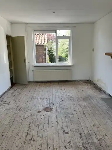 105m2 maison à louer pour 941€/mois à Dorpsstraat 47, Zevenhoven