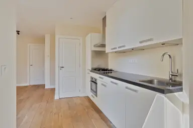 47m2 flat to rent for 2400€/month in Tolstraat 54-2, Amsterdam