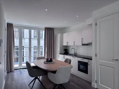 69m2 Appartement te huur voor 3000€/maand in Mosterdsteeg, Leiden