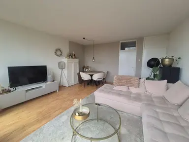 95m2 Wohnung zur Miete für 1300€/Monat in Generaal Barberstraat, Tilburg