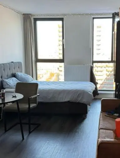 28m2 studio te huur voor 1100€/maand in Jan van Galenstraat, Amsterdam