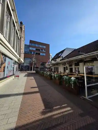 90m2 apartment to rent for 1375€/month in Nieuwstraat, Hengelo