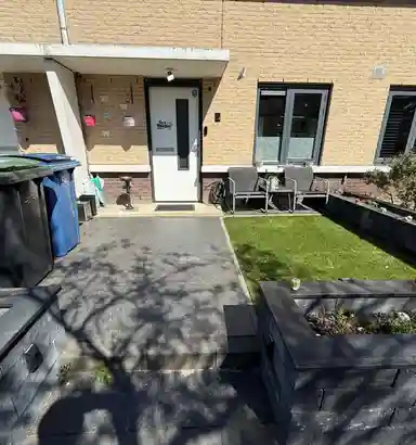 123m2 maison à louer pour 2300€/mois à Anna Bijnsstraat, Almere