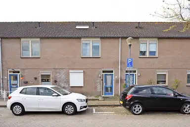 92m2 maison à louer pour 934.96€/mois à IJsbrandsberg 27, Breda