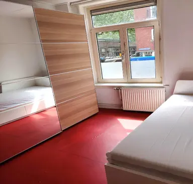 10m2 Zimmer zur Miete für 770€/Monat in Mijnsherenlaan, Rotterdam