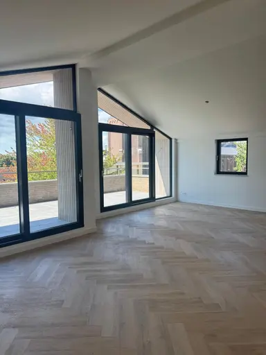 160m2 apartment to rent for 2800€/month in Gaymansplantsoen, Made