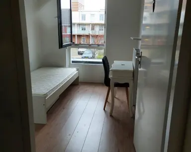 9m2 Chambre à louer pour 675€/mois à Eddastraat, Almere