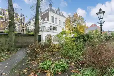 123m2 maison à louer pour 2850€/mois à Vrouwjuttenstraat 10B, Utrecht