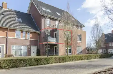 74m2 Appartement à louer pour 1300€/mois à Elshouter 34, Waalre