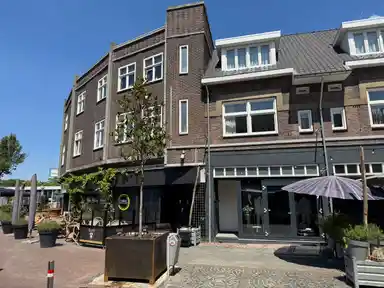 100m2 Appartement à louer pour 2095€/mois à Raadhuisstraat 7, Geleen
