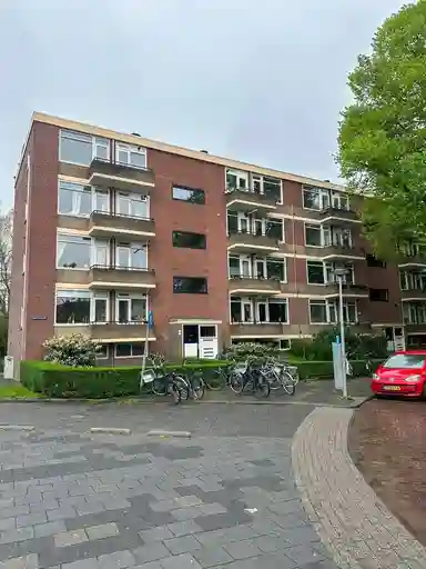 16m2 Zimmer zur Miete für 616€/Monat in Resedastraat, Groningen