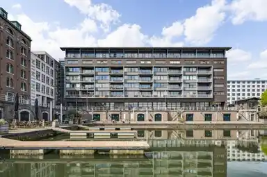 101m2 Appartement à louer pour 2850€/mois à Maasboulevard 10B, Maastricht