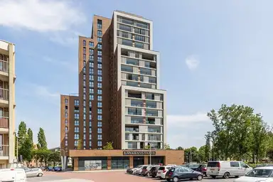 192m2 flat to rent for 4099€/month in Traviatastraat, Amstelveen