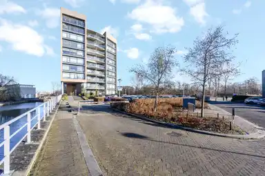 102μ² Διαμέρισμα προς ενοικίαση για 1800€/μήνα σε Spitsbergen 1, Almere