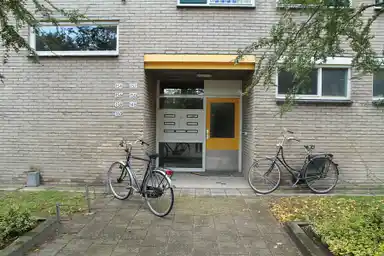 124m2 apartment to rent for 742.37€/month in Achterberggaarde 154, Deventer
