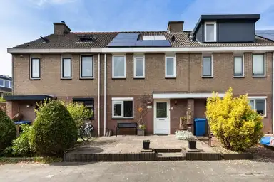 105μ² μονοκατοικία προς ενοικίαση για 2450€/μήνα σε Meester Beerninkplantsoen, Rijswijk