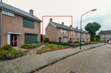 59m2 house to rent for 765.59€/month in Ranonkelstraat 11, Raamsdonksveer