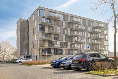 70m2 flat to rent for 1930€/month in Onacklaan, Capelle aan den IJssel