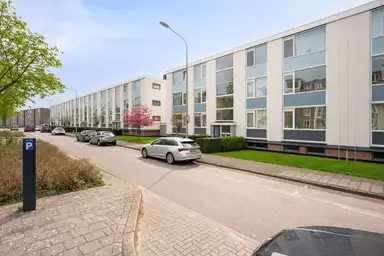 75m2 apartment to rent for 1050€/month in Adelbert van Scharnlaan S4, Maastricht