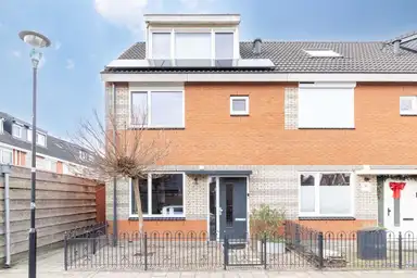 117m2 Haus zur Miete für 1750€/Monat in Lindenstraat 19, Bunschoten-Spakenburg