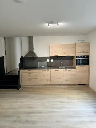 81μ² Διαμέρισμα προς ενοικίαση για 1542€/μήνα σε Walravenstraat 33N, Rotterdam