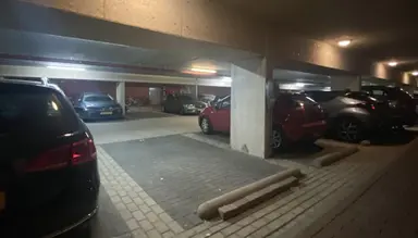 137m2 huis te huur voor 2950€/maand in Schuttevaerkade 33, Dordrecht