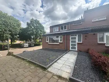 102m2 Casa in affitto per 1495€/mese a Op Gen Hoes 1, Brunssum