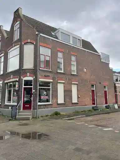 104m2 Wohnung zur Miete für 1050€/Monat in Leliestraat 29, Dordrecht