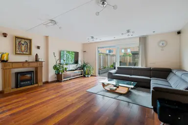 142m2 Casa in affitto per 2650€/mese a Louis Paul Boonstraat 49, Almere