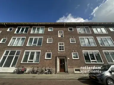 10m2 room to rent for 589€/month in Dorpsweg, Rotterdam