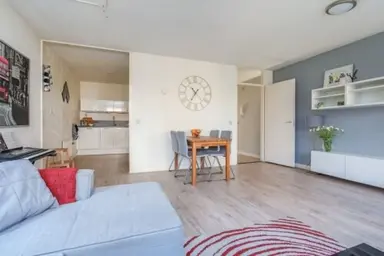 10m2 Kamer te huur voor 425€/maand in Frederik Hendriklaan 35, The Hague