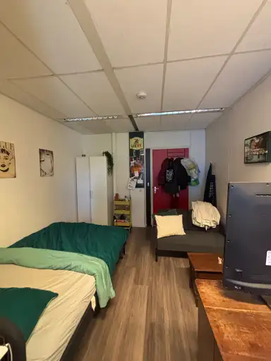 15m2 Kamer te huur voor 407.27€/maand in Leeghwaterplein 35, The Hague