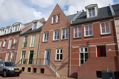 139m2 Casa in affitto per 2500€/mese a Laan van Broekpolder, Heemskerk