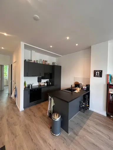 65m2 Appartement à louer pour 2603€/mois à De Clercqstraat, Amsterdam