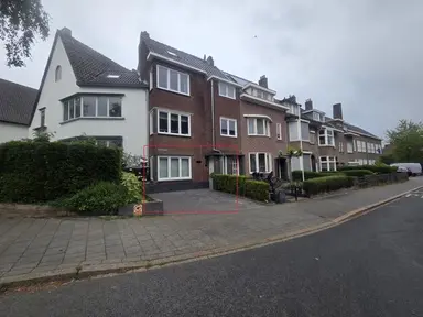 84m2 maison à louer pour 2100€/mois à Pastoor Kribsweg, Maastricht