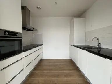 101m2 Appartement te huur voor 1745€/maand in Menno ter Braakstraat 222, The Hague