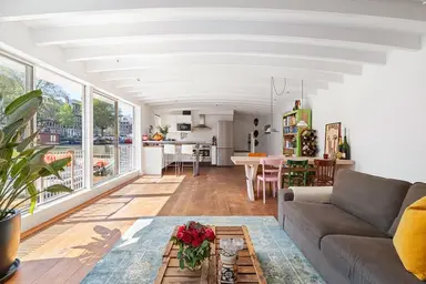 88μ² μονοκατοικία προς ενοικίαση για 5250€/μήνα σε Binnenkant, Amsterdam