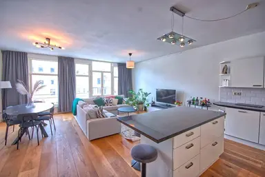 98m2 flat te huur voor 3500€/maand in Eerste Constantijn Huygensstraat, Amsterdam