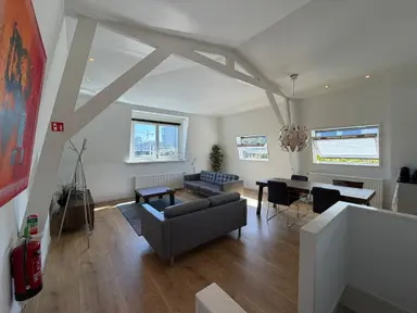 57m2 Appartement te huur voor 974€/maand in Emmapark 2, The Hague