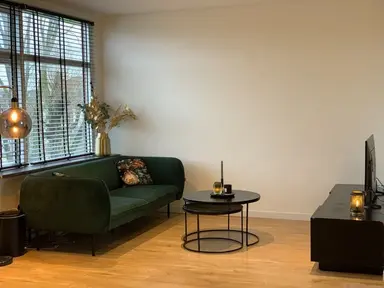 110μ² Διαμέρισμα προς ενοικίαση για 2195€/μήνα σε Vaartweg, Vlaardingen