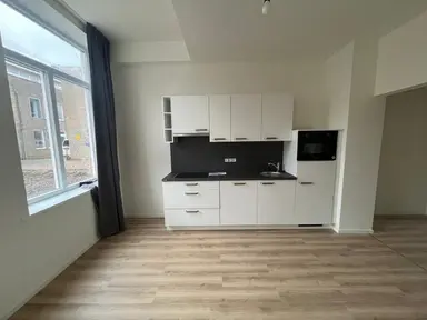 138m2 Wohnung zur Miete für 1213€/Monat in Komeetstraat, Brunssum