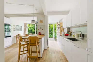 147μ² Διαμέρισμα προς ενοικίαση για 2750€/μήνα σε Mezenstraat 40, Amsterdam