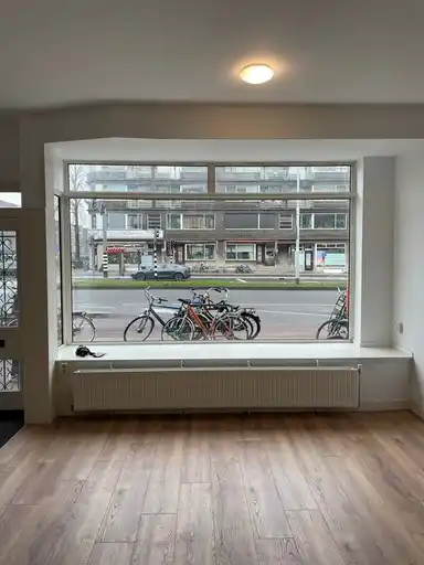 173m2 apartment to rent for 1950€/month in Statenweg 121D, Rotterdam