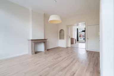 84m2 Appartement à louer pour 1995€/mois à Hogewal 6A, The Hague
